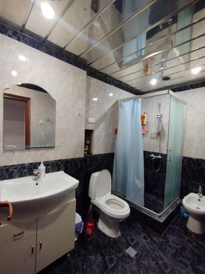 Апартаменти Large Apt Near Republic Square Єреван Екстер'єр фото